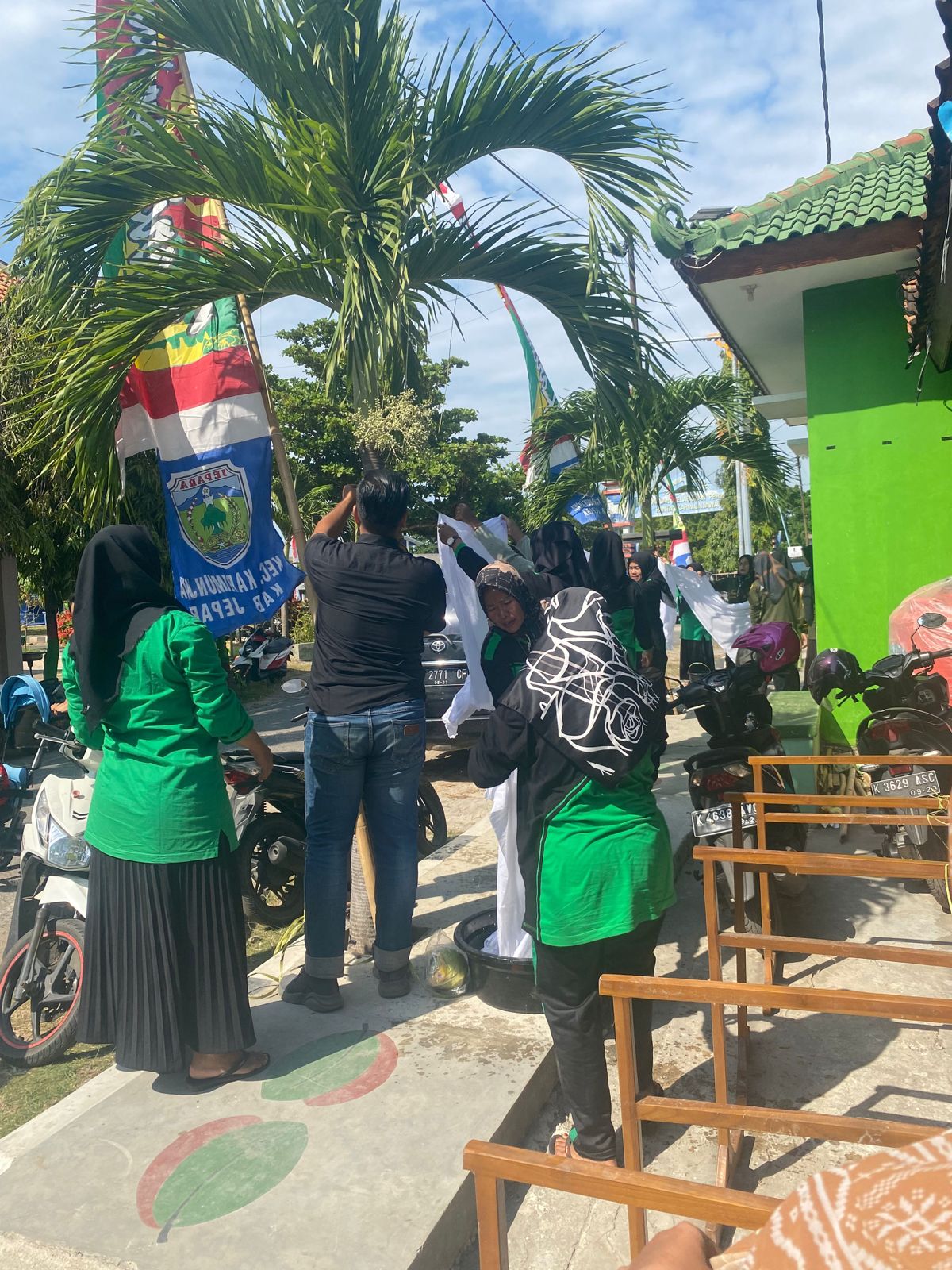 Service Photo